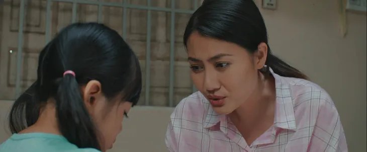Mẹ rơm - Tập 27: Dì Năm và Hồng tung chiêu dằn mặt vợ chồng Khoản - Ảnh 5. Mẹ rơm - Tập 27: Dì Năm và Hồng tung chiêu dằn mặt vợ chồng Khoản - Ảnh 5.