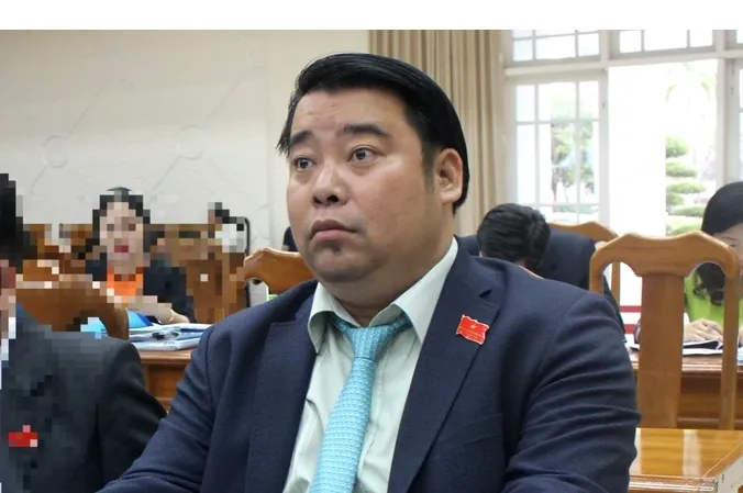 Ông Nguyễn Viết Dũng xin rút khỏi thành viên Ban Kinh tế và Ngân sách HĐND tỉnh Quảng Nam - Ảnh 1. Ông Nguyễn Viết Dũng xin rút khỏi thành viên Ban Kinh tế và Ngân sách HĐND tỉnh Quảng Nam - Ảnh 1.