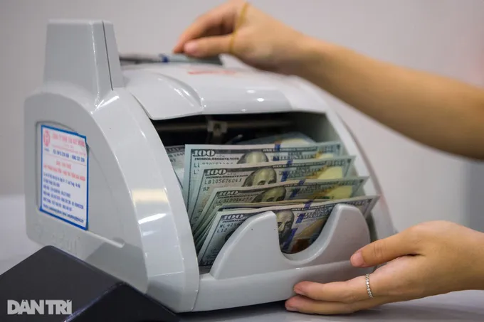 Giá vàng phục hồi, USD vẫn giảm mạnh - Ảnh 2. Giá vàng phục hồi, USD vẫn giảm mạnh - Ảnh 2.
