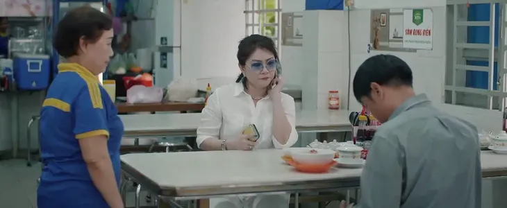 Mẹ rơm - Tập 27: Dì Năm và Hồng tung chiêu dằn mặt vợ chồng Khoản - Ảnh 3. Mẹ rơm - Tập 27: Dì Năm và Hồng tung chiêu dằn mặt vợ chồng Khoản - Ảnh 3.