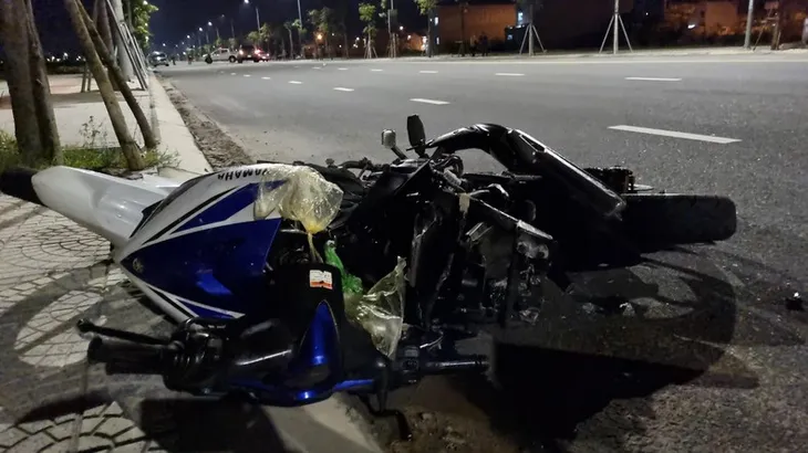 Bắt khẩn cấp lái xe gây tai nạn khiến 3 người thiệt mạng tại Đà Nẵng - Ảnh 2. Bắt khẩn cấp lái xe gây tai nạn khiến 3 người thiệt mạng tại Đà Nẵng - Ảnh 2.