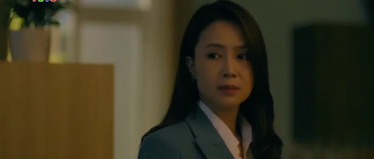 Hành trình công lý - Tập 32: Nghe Hoàng nói muốn ly hôn, Phương rơi nước mắt - Ảnh 2. Hành trình công lý - Tập 32: Nghe Hoàng nói muốn ly hôn, Phương rơi nước mắt - Ảnh 2.