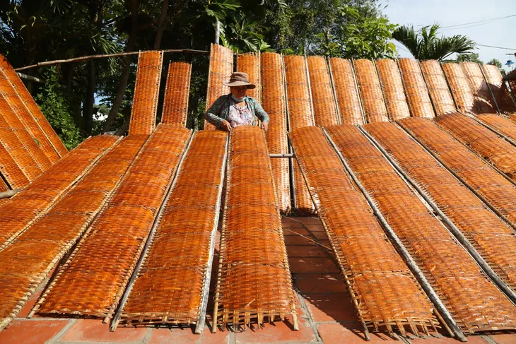 Tây Ninh: Công nhận nghề bánh tráng thủ công ở ấp Cây Xoài là nghề truyền thống - Ảnh 1. Tây Ninh: Công nhận nghề bánh tráng thủ công ở ấp Cây Xoài là nghề truyền thống - Ảnh 1.