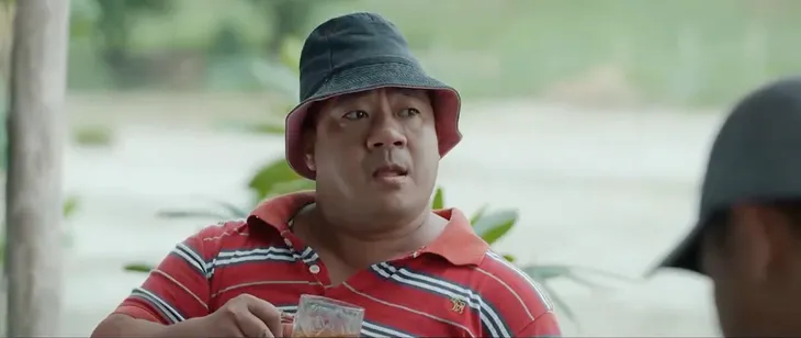 Mẹ rơm - Tập 29: Hồng mơ về gia đình hạnh phúc bên cha con Mô gù - Ảnh 7. Mẹ rơm - Tập 29: Hồng mơ về gia đình hạnh phúc bên cha con Mô gù - Ảnh 7.