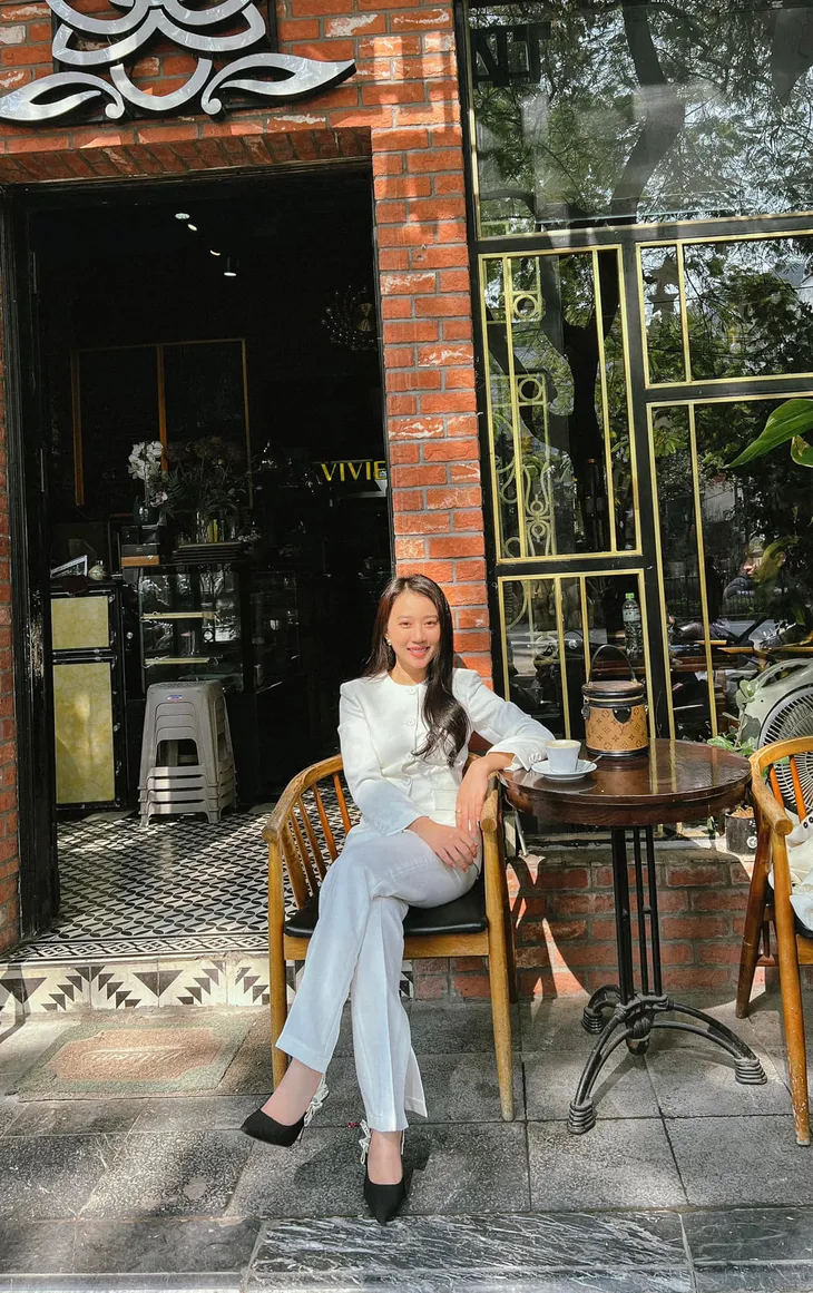 Hành trình công lý: Bạn gái Quân lộ diện, coi Phương là tình địch - Ảnh 2. Hành trình công lý: Bạn gái Quân lộ diện, coi Phương là tình địch - Ảnh 2.