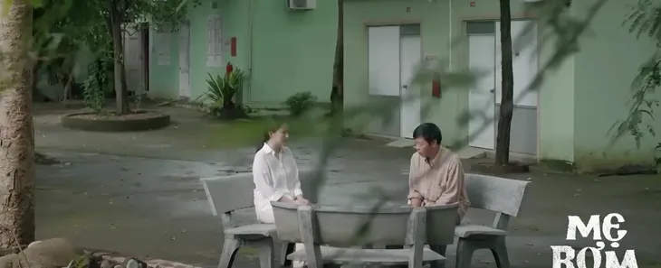 Mẹ rơm - Tập 30: Đến Xuân cũng nghi ngày xưa Hào tòm tem Loan - Ảnh 4. Mẹ rơm - Tập 30: Đến Xuân cũng nghi ngày xưa Hào tòm tem Loan - Ảnh 4.