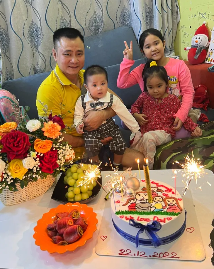 Sao Việt ngày 23/12: Mạnh Trường làm đầy tháng con trai, Mai Ngọc ra mắt dòng túi cá nhân - Ảnh 8. Sao Việt ngày 23/12: Mạnh Trường làm đầy tháng con trai, Mai Ngọc ra mắt dòng túi cá nhân - Ảnh 8.