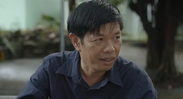 Mẹ rơm - Tập 31: Hồng bị lộ chuyện làm gái, Mô bị lừa ngay ngày làm việc đầu tiên - Ảnh 3. Mẹ rơm - Tập 31: Hồng bị lộ chuyện làm gái, Mô bị lừa ngay ngày làm việc đầu tiên - Ảnh 3.