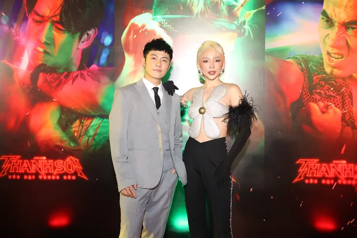 Ninh Dương Lan Ngọc - Chi Pu chiếm spotlight thảm đỏ phim Thanh Sói - Ảnh 17. Ninh Dương Lan Ngọc - Chi Pu chiếm spotlight thảm đỏ phim Thanh Sói - Ảnh 17.