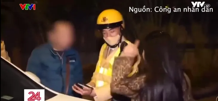 Nỗi lo nhậu cuối năm: Từ ép rượu đến nguy cơ tai nạn, ẩu đả... - Ảnh 6. Nỗi lo nhậu cuối năm: Từ ép rượu đến nguy cơ tai nạn, ẩu đả... - Ảnh 6.