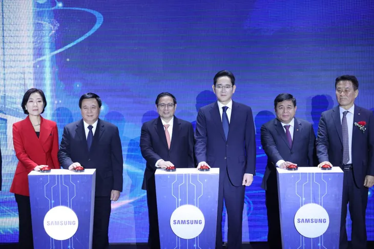 Thủ tướng Phạm Minh Chính dự khánh thành Trung tâm Nghiên cứu và Phát triển của Samsung - Ảnh 2. Thủ tướng Phạm Minh Chính dự khánh thành Trung tâm Nghiên cứu và Phát triển của Samsung - Ảnh 2.