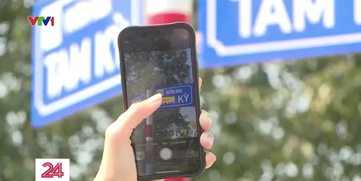 Hải Phòng quảng bá văn hóa, du lịch qua biển tên các tuyến phố gắn mã QR - Ảnh 1. Hải Phòng quảng bá văn hóa, du lịch qua biển tên các tuyến phố gắn mã QR - Ảnh 1.