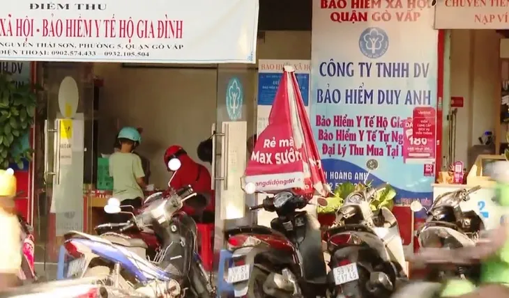 TP Hồ Chí Minh nỗ lực bao phủ bảo hiểm y tế - Ảnh 2. TP Hồ Chí Minh nỗ lực bao phủ bảo hiểm y tế - Ảnh 2.