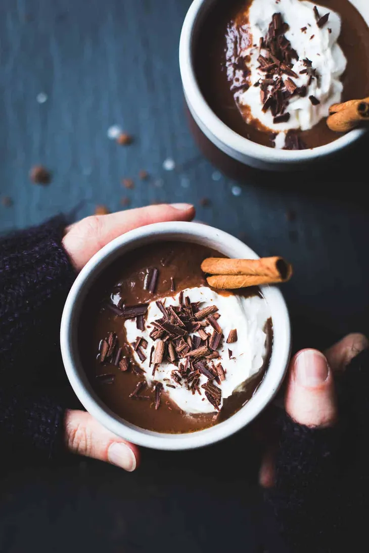 Thử làm chocolate nóng kiểu Mexico với sữa yến mạch ngay tại nhà - Ảnh 2. Thử làm chocolate nóng kiểu Mexico với sữa yến mạch ngay tại nhà - Ảnh 2.