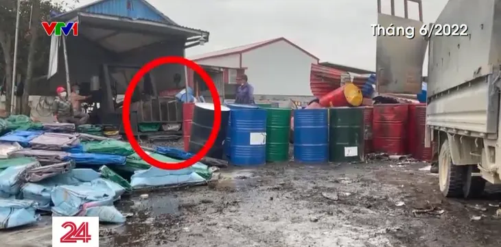 Siết chặt xử lý rác chất thải công nghiệp - Ảnh 3. Siết chặt xử lý rác chất thải công nghiệp - Ảnh 3.