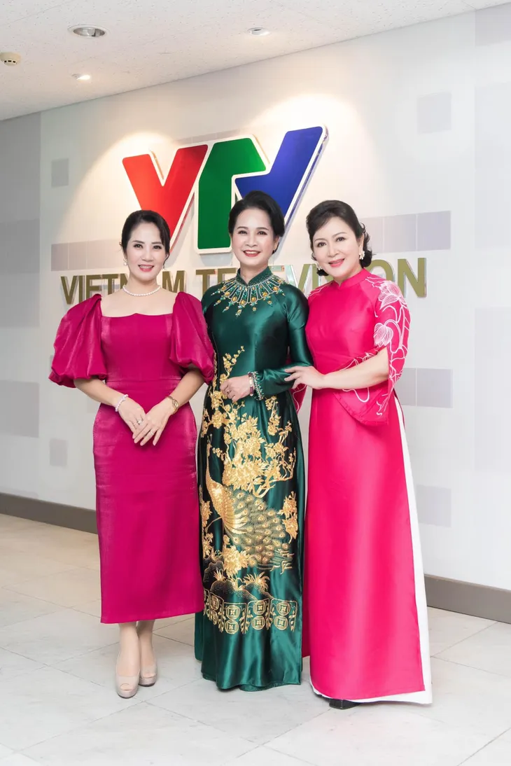 Gặp gỡ diễn viên truyền hình 2023: Ba mẹ chồng ghê gớm trên phim cực hiền dịu - Ảnh 15. Gặp gỡ diễn viên truyền hình 2023: Ba mẹ chồng ghê gớm trên phim cực hiền dịu - Ảnh 15.