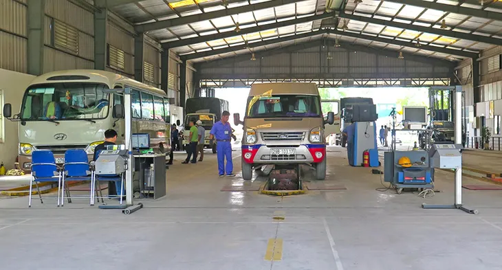Nở rộ trung tâm đăng kiểm khi bỏ quy hoạch - Ảnh 1. Nở rộ trung tâm đăng kiểm khi bỏ quy hoạch - Ảnh 1.