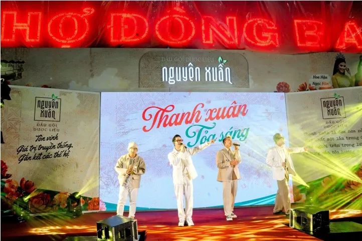 Dàn sao hội ngộ tại sự kiện Thanh Xuân Là Đây - Ảnh 3. Dàn sao hội ngộ tại sự kiện Thanh Xuân Là Đây - Ảnh 3.