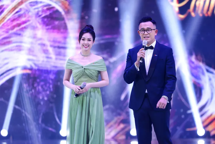 5 MC dẫn dắt chương trình Hành trình của hạnh phúc - Countdown 2023 - Ảnh 1. 5 MC dẫn dắt chương trình Hành trình của hạnh phúc - Countdown 2023 - Ảnh 1.