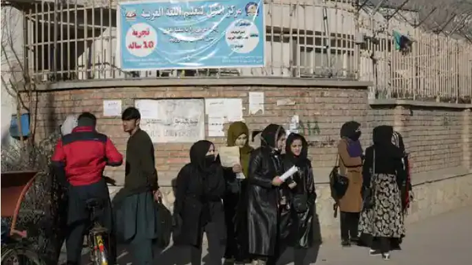 Hội đồng Bảo an LHQ yêu cầu Taliban đảo ngược lệnh cấm đối với phụ nữ Afghanistan - Ảnh 1. Hội đồng Bảo an LHQ yêu cầu Taliban đảo ngược lệnh cấm đối với phụ nữ Afghanistan - Ảnh 1.