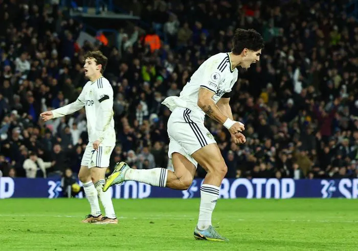 Haaland lập cú đúp, Man.City thắng thuyết phục Leeds United - Ảnh 4. Haaland lập cú đúp, Man.City thắng thuyết phục Leeds United - Ảnh 4.