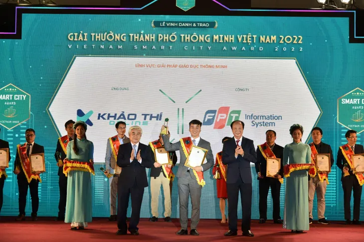 Vinh danh giải thưởng Thành phố Thông minh Việt Nam 2022 - Ảnh 1. Vinh danh giải thưởng Thành phố Thông minh Việt Nam 2022 - Ảnh 1.