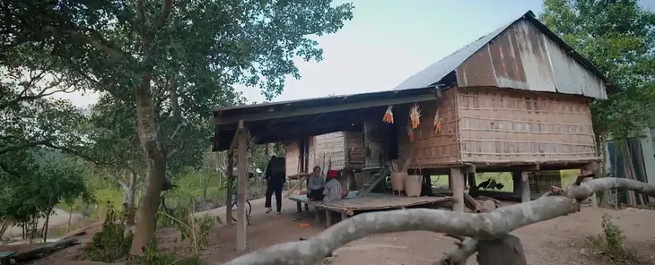 Mẹ rơm - Tập 19: Mất sạch, Khoản trút hận lên Mô giữa rừng sâu - Ảnh 6. Mẹ rơm - Tập 19: Mất sạch, Khoản trút hận lên Mô giữa rừng sâu - Ảnh 6.