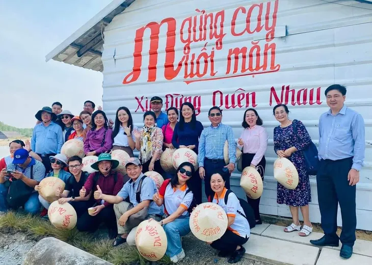 Đẩy mạnh khai thác tiềm năng du lịch biển đảo ở TP Hồ Chí Minh - Ảnh 4. Đẩy mạnh khai thác tiềm năng du lịch biển đảo ở TP Hồ Chí Minh - Ảnh 4.