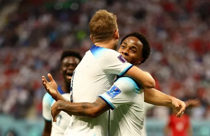 Nhà riêng bị trộm, Sterling xin phép rời Qatar - Ảnh 1. Nhà riêng bị trộm, Sterling xin phép rời Qatar - Ảnh 1.