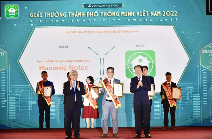 Nhà thông minh Hunonic vinh dự nhận giải thưởng thành phố thông minh Việt Nam 2022 - Ảnh 2. Nhà thông minh Hunonic vinh dự nhận giải thưởng thành phố thông minh Việt Nam 2022 - Ảnh 2.