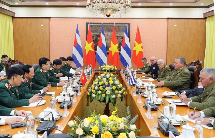 Chủ nhiệm Chính trị các Lực lượng vũ trang Cách mạng Cuba thăm chính thức Việt Nam - Ảnh 3. Chủ nhiệm Chính trị các Lực lượng vũ trang Cách mạng Cuba thăm chính thức Việt Nam - Ảnh 3.