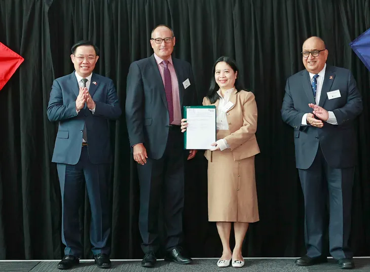 Chủ tịch Quốc hội dự Diễn đàn Hợp tác Giáo dục Việt Nam - New Zealand - Ảnh 3. Chủ tịch Quốc hội dự Diễn đàn Hợp tác Giáo dục Việt Nam - New Zealand - Ảnh 3.