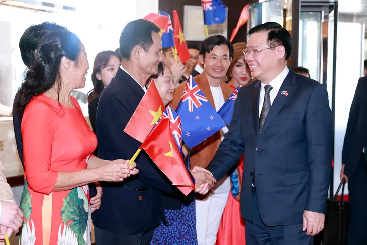 Chủ tịch Quốc hội Vương Đình Huệ hội kiến Toàn quyền New Zealand Dame Cindy Kiro - Ảnh 1. Chủ tịch Quốc hội Vương Đình Huệ hội kiến Toàn quyền New Zealand Dame Cindy Kiro - Ảnh 1.