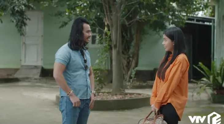 Mẹ rơm - Tập 21: Vừa lên thành phố, Thược thấy trai đã tít mắt - Ảnh 1. Mẹ rơm - Tập 21: Vừa lên thành phố, Thược thấy trai đã tít mắt - Ảnh 1.