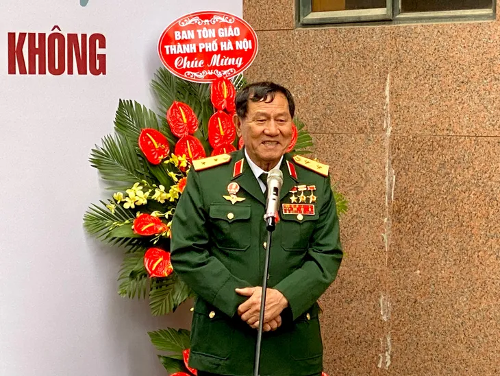 Trưng bày tài liệu “Hà Nội, Ký ức 12 ngày đêm - Điện Biên Phủ trên không” - Ảnh 2. Trưng bày tài liệu “Hà Nội, Ký ức 12 ngày đêm - Điện Biên Phủ trên không” - Ảnh 2.