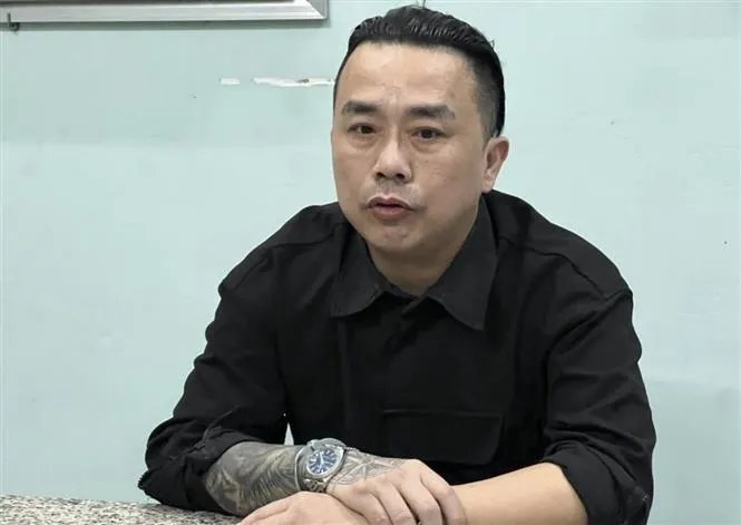 Chia tay đòi quà bằng ảnh nóng, một đối tượng bị bắt - Ảnh 1. Chia tay đòi quà bằng ảnh nóng, một đối tượng bị bắt - Ảnh 1.
