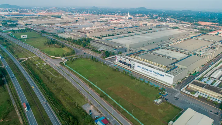 Lễ kỷ niệm 30 năm thiết lập quan hệ ngoại giao Việt Nam - Hàn Quốc và trao tặng Huân chương Hữu nghị - Ảnh 2. Lễ kỷ niệm 30 năm thiết lập quan hệ ngoại giao Việt Nam - Hàn Quốc và trao tặng Huân chương Hữu nghị - Ảnh 2.