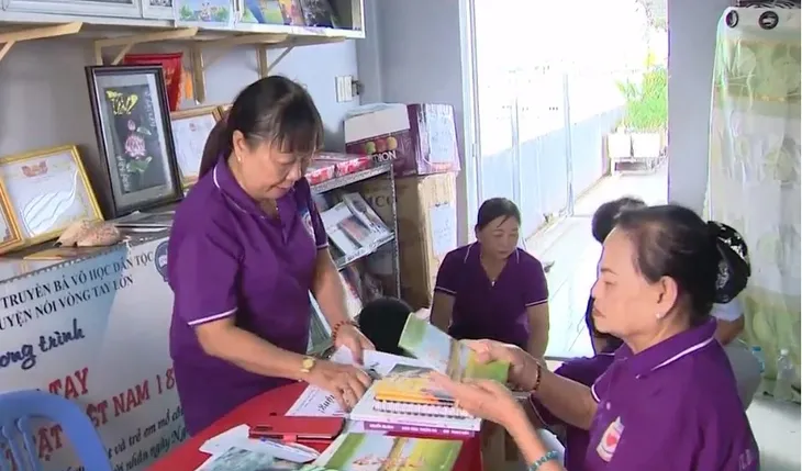 Người phụ nữ hết lòng vì người nghèo - Ảnh 1. Người phụ nữ hết lòng vì người nghèo - Ảnh 1.