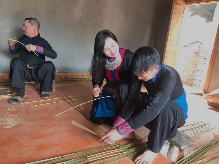 Về thủ đô làm truyền hình tiếng dân tộc - Ảnh 1. Về thủ đô làm truyền hình tiếng dân tộc - Ảnh 1.