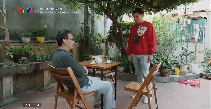 Phố trong làng - Tập 52: Vừa biết tin mang bầu, Hoài bất ngờ tuyên bố không muốn sinh con - Ảnh 7. Phố trong làng - Tập 52: Vừa biết tin mang bầu, Hoài bất ngờ tuyên bố không muốn sinh con - Ảnh 7.