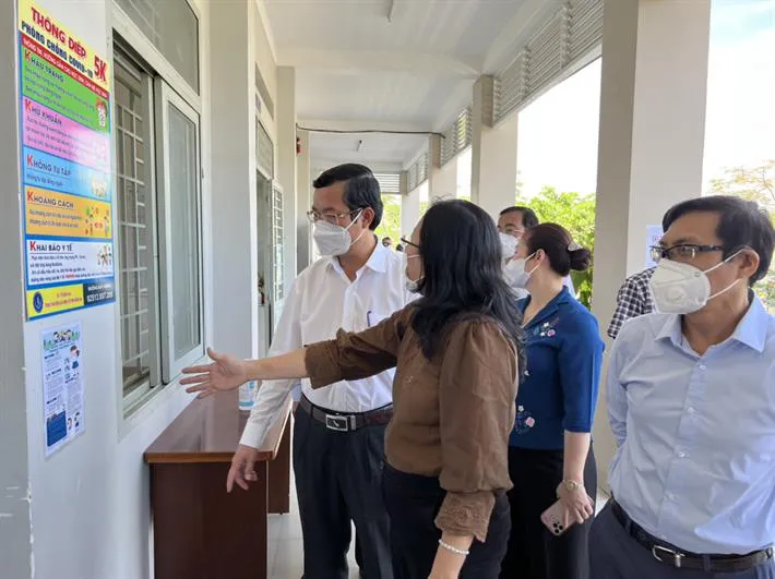 Đồng Nai sẵn sàng đưa toàn bộ học sinh trở lại trường - Ảnh 2. Đồng Nai sẵn sàng đưa toàn bộ học sinh trở lại trường - Ảnh 2.