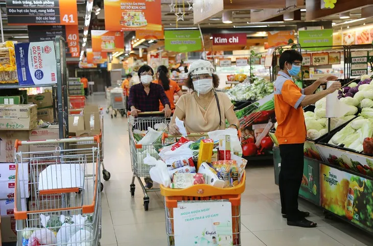 Giảm thuế VAT xuống 8%: Cả doanh nghiệp và người tiêu dùng hưởng lợi - Ảnh 1. Giảm thuế VAT xuống 8%: Cả doanh nghiệp và người tiêu dùng hưởng lợi - Ảnh 1.