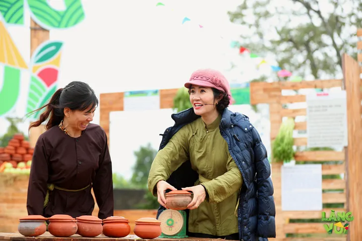 Làng vui: Vợ chồng diễn viên Nguyệt Hằng, Anh Tuấn ngưỡng mộ ẩm thực Ninh Bình - Ảnh 1. Làng vui: Vợ chồng diễn viên Nguyệt Hằng, Anh Tuấn ngưỡng mộ ẩm thực Ninh Bình - Ảnh 1.