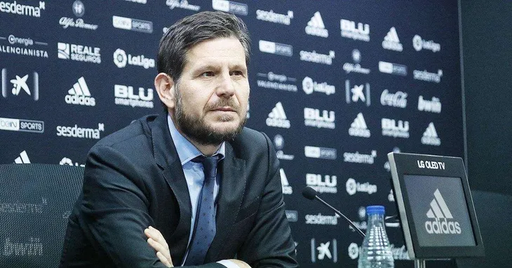 Giám đốc thể thao Barcelona tiết lộ chuyện Messi rời Nou Camp - Ảnh 1. Giám đốc thể thao Barcelona tiết lộ chuyện Messi rời Nou Camp - Ảnh 1.