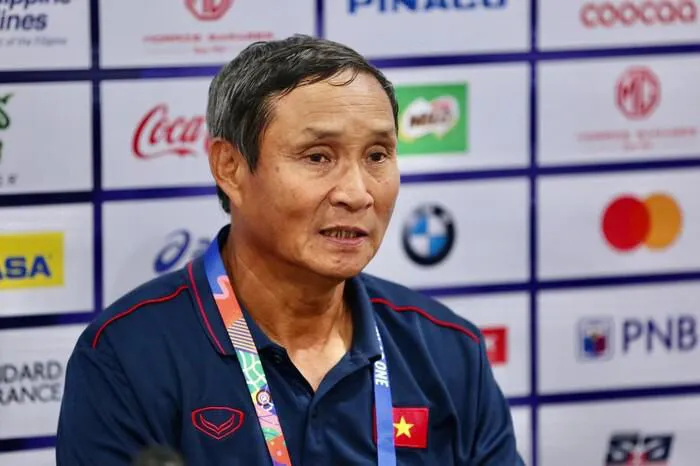 HLV Mai Đức Chung khó dẫn dắt Việt Nam ở World Cup? - Ảnh 2. HLV Mai Đức Chung khó dẫn dắt Việt Nam ở World Cup? - Ảnh 2.