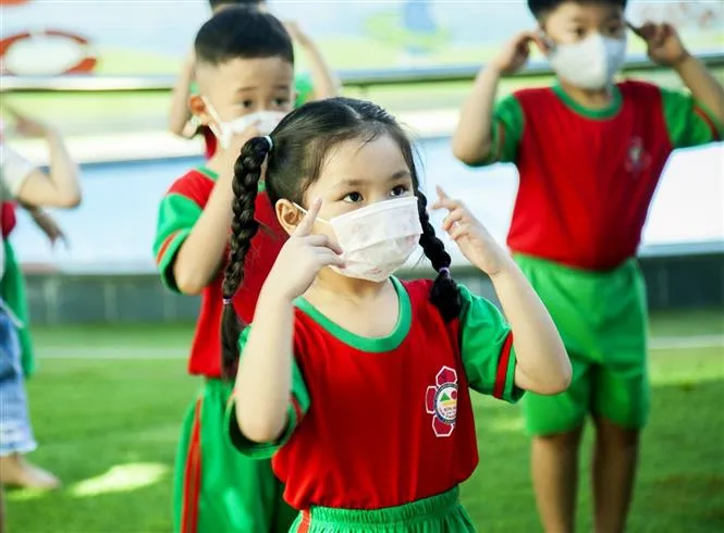 Học sinh tiêm vaccine hay chưa đều cần được đến trường - Ảnh 1. Học sinh tiêm vaccine hay chưa đều cần được đến trường - Ảnh 1.