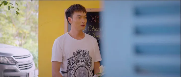 Lối về miền hoa - Tập 4: Chia tay xong, Thanh bị bạn trai cũ ăn vạ đòi quà đòi tiền - Ảnh 7. Lối về miền hoa - Tập 4: Chia tay xong, Thanh bị bạn trai cũ ăn vạ đòi quà đòi tiền - Ảnh 7.