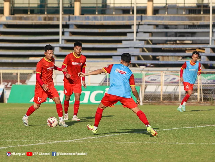 U23 Việt Nam chủ động làm xét nghiệm nhanh Covid-19 - Ảnh 1. U23 Việt Nam chủ động làm xét nghiệm nhanh Covid-19 - Ảnh 1.