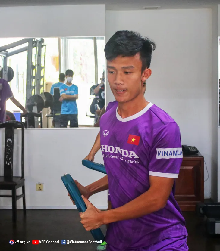 ĐT U23 Việt Nam rèn thể lực, tích cực hướng tới trận ra quân gặp Singapore - Ảnh 1. ĐT U23 Việt Nam rèn thể lực, tích cực hướng tới trận ra quân gặp Singapore - Ảnh 1.