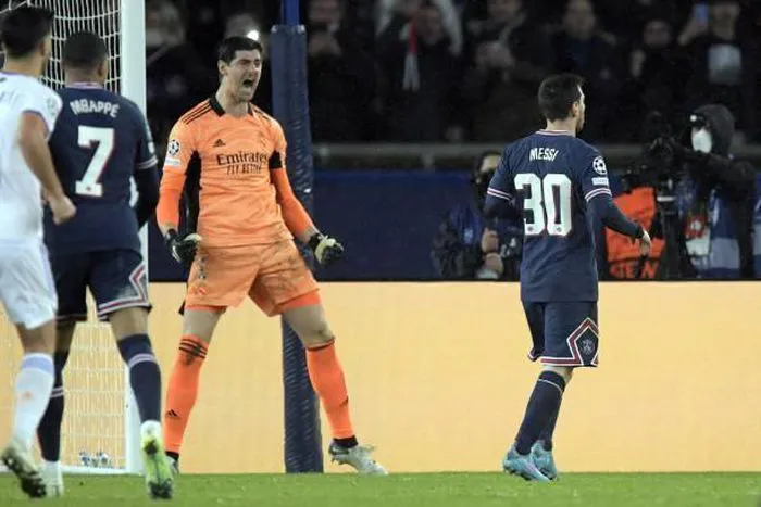 Messi cân bằng kỷ lục đá hỏng penalty của Thierry Henry - Ảnh 1. Messi cân bằng kỷ lục đá hỏng penalty của Thierry Henry - Ảnh 1.